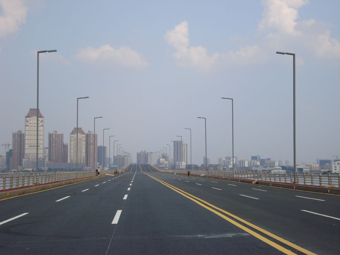 �ϲ����żӹ�ά��