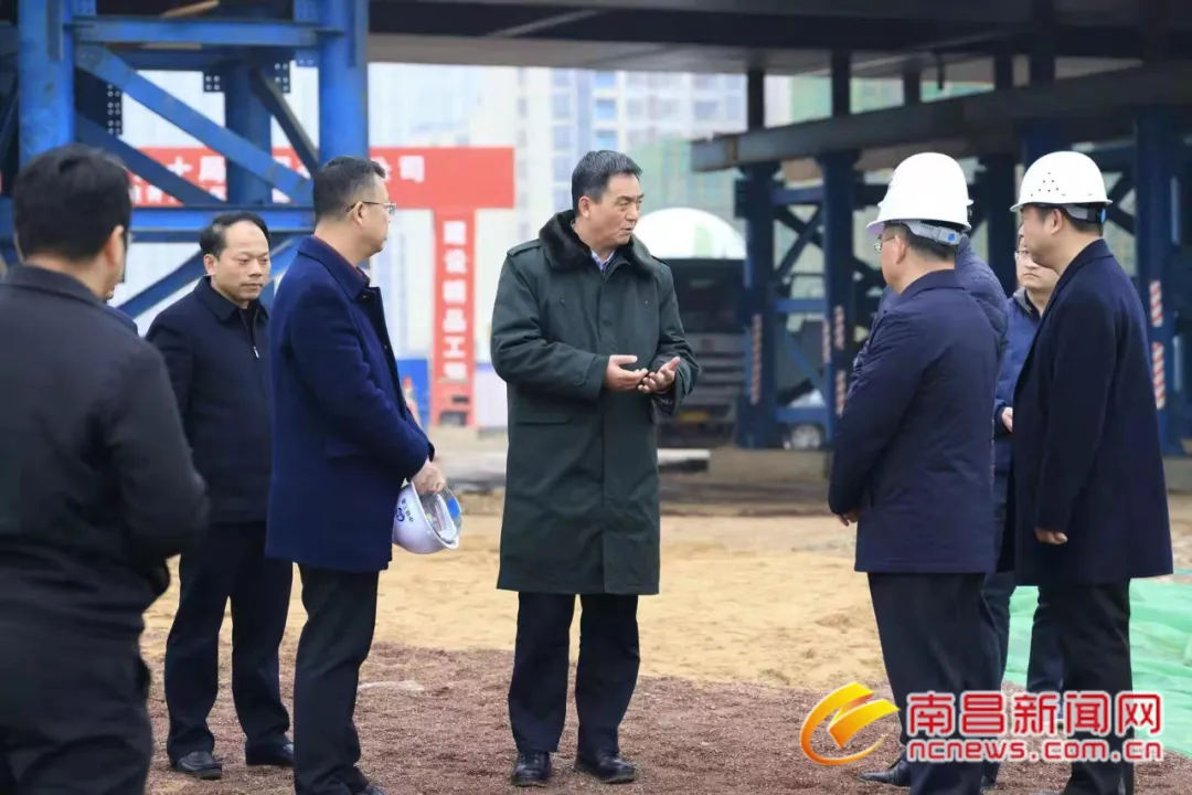 �������գ����������������ϲ���ί��Ƕ�����Щ�ص���Ŀ����